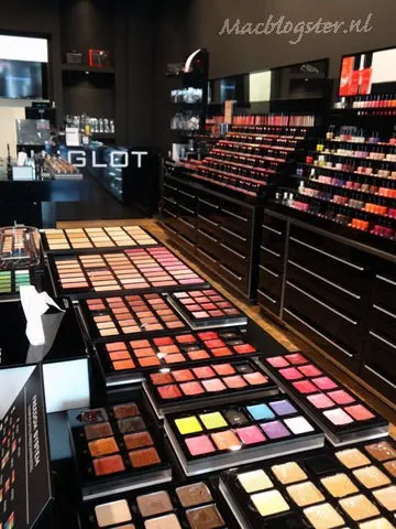 INGLOT Make-up Shoplog + WIN Actie 2 INGLOT Cosmetics Rotterdam