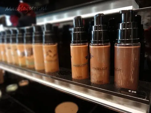 INGLOT Make-up Shoplog + WIN Actie 8 inglot cosmetics