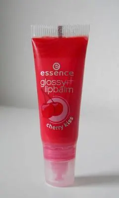 De 5 Beauty Musthaves van 'The Dutch Lady of Fashion' 3 Beauty musthaves: essence lipgloss