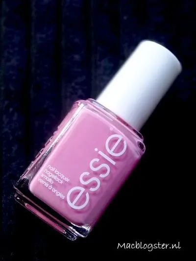 Essie Lovie dovie Essie Lovie dovie