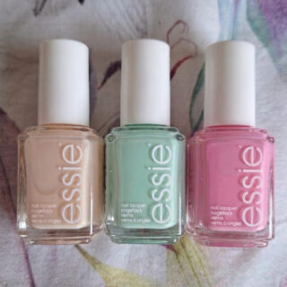 essie nagellak review: Mint Candy Apple Lovie Dovie Mademoiselle