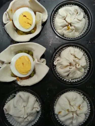 Foto vrijdag: mijn kerst (cadeaus) 12 kerstfeest: Surinaamse pasteitjes