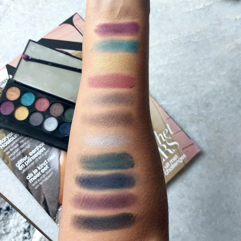 Sleek Oogschaduw Palette Review & Swatches: Sparkle 2 6 sleek oogschaduw palette swatches