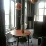 V hotel Amsterdam: mijn verblijf in een Vloft tijdens Fashion Week 8 eettafel Vloft