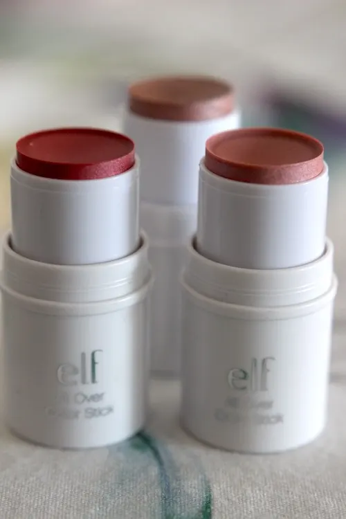 Review ELF All Over Color Blush & Highlighter Stick 1 Review ELF All Over Color Blush & Highlighter Stick