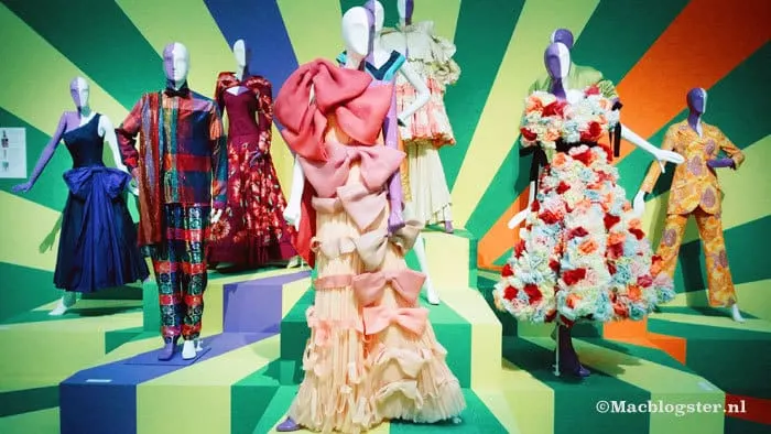 Viktor & Rolf in Ode aan de Nederlandse Mode in Gemeentemuseum Den Haag