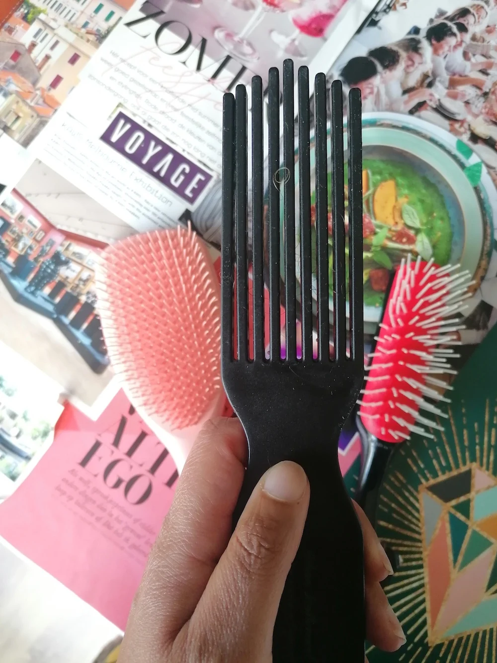 Helpt de Felicia Leatherwood brush tegen haarbreuk?- Review 5 Achterkant leatherwood brush