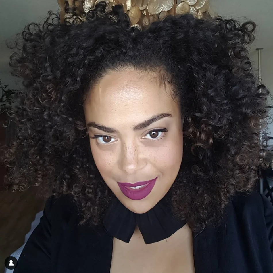 MAC Oh Lady Liquid lipstick lip swatch getint huid