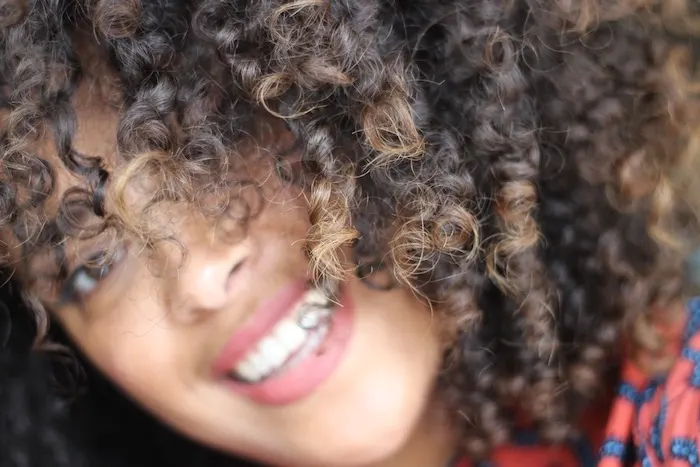 Co-Wash Curly Girl Do’s & Don'ts: Deze Tips Wil je Weten 1 Co-Wash Do’s & Don'ts: dit is wat elke Curly Girl MOET weten