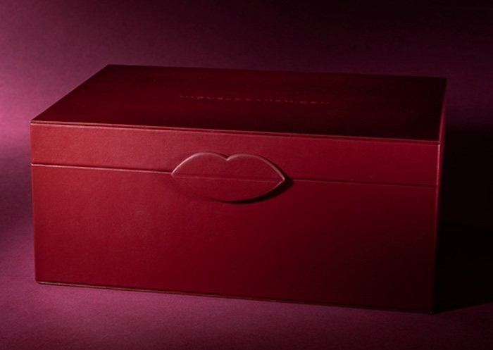 15x Luxe Adventskalenders 2026: Dit zijn de Mooiste & de Prijs Zal Je Verbazen! 13 Niche Beauty Adventskalender 2026 The Classic: een burgundy beauty box