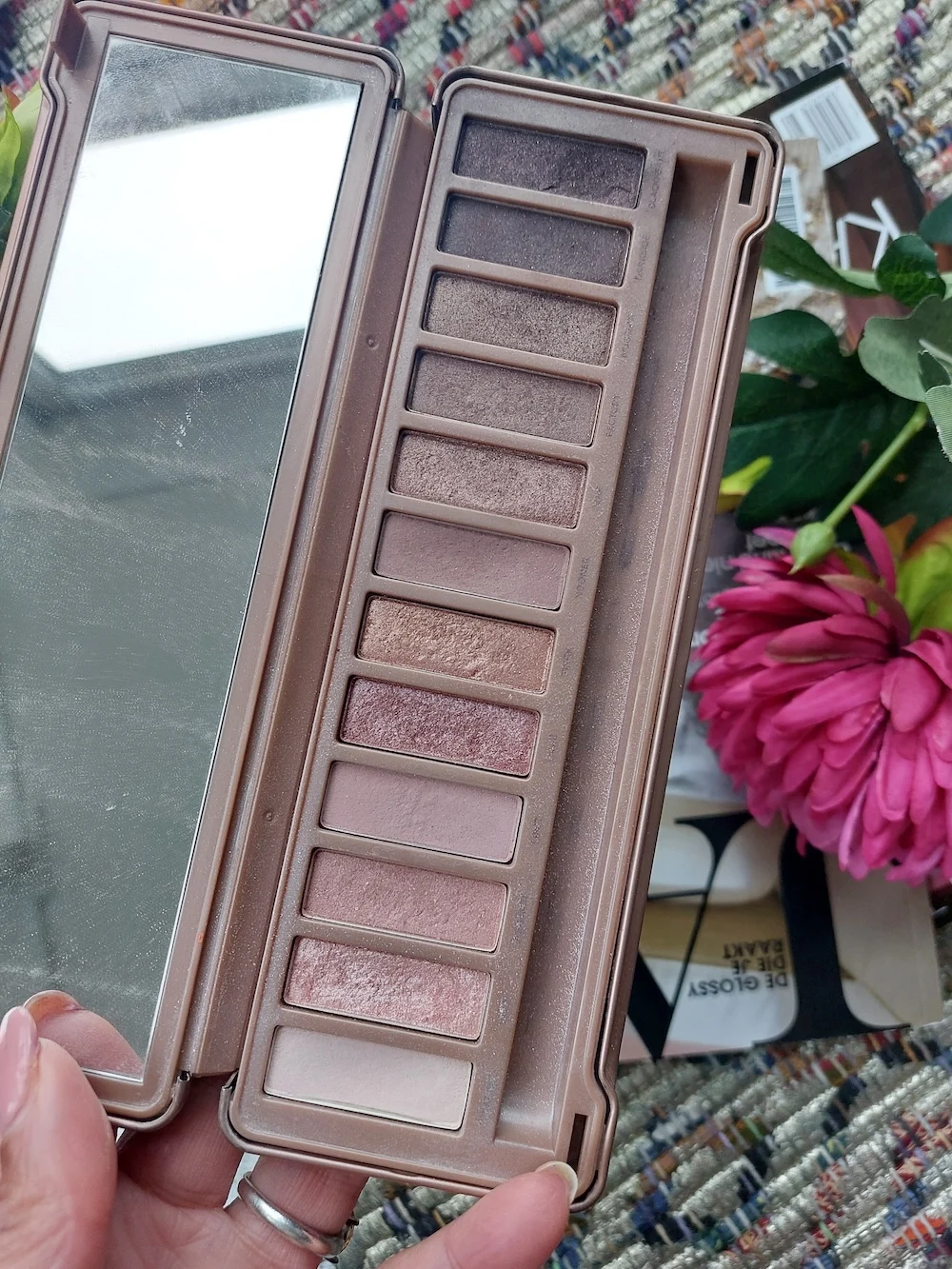welke oogschaduw met zwarte lippenstift